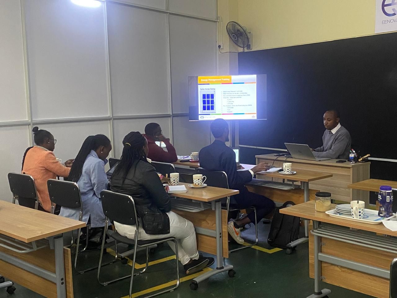 An Eenovators Energy Management Training class in session